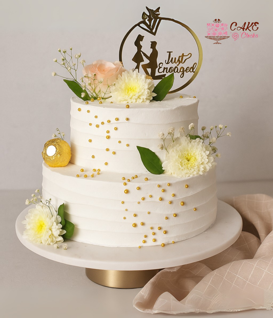 Golden Bloom Engagement Cake.