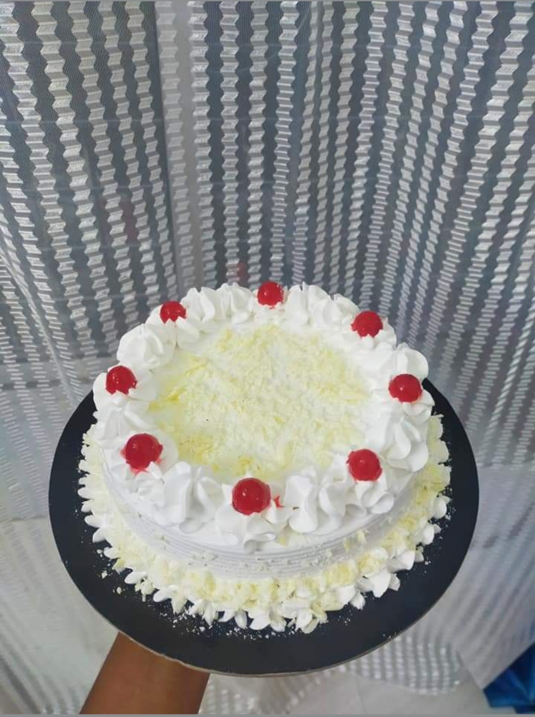 White Forest Cake